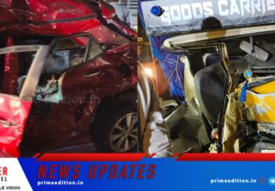 കാറും പിക്കപ്പ് വാനും കൂട്ടിയിടിച്ച് അപകടം; മൂന്ന് പേര്‍ മരിച്ചു