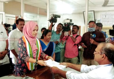 ഫാത്തിമ തഹിലിയ നാമനിര്ദ്ദേശ പത്രിക സമര്പ്പിച്ചു ഫാത്തിമ തഹിലിയ നാമനിര്ദ്ദേശ പത്രിക സമര്പ്പിച്ചു