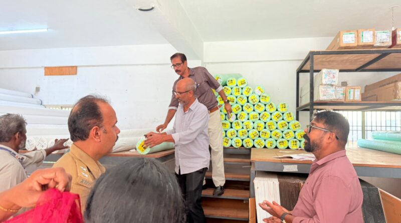 1000 കിലോ നിരോധിത പ്രിന്റിങ് സാമഗ്രികള്‍ പിടിച്ചെടുത്തു