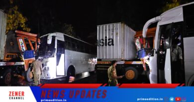 ദേശീയപാതയില്‍ കൊല്ലം പെട്രോള്‍ പമ്പിന് സമീപം ടൂറിസ്റ്റ് ബസും കണ്ടെയ്‌നര്‍ ലോറിയും കൂട്ടിയിടിച്ച് അപകടം. നിരവധി പേര്‍ക്ക് പരിക്ക്