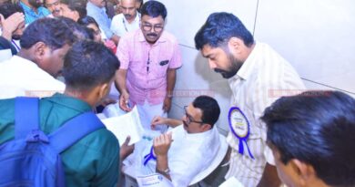 സര്ക്കാര് ആശുപത്രികളുടെ നവീകരണത്തിന് സി.എസ്.ആര് ഫണ്ടുകള് ഉള്പ്പെടെ ഉപയോഗപ്പെടുത്തും -മന്ത്രി കെ മുരളീധരന് സര്ക്കാര് ആശുപത്രികളുടെ നവീകരണത്തിന് സി.എസ്.ആര് ഫണ്ടുകള് ഉള്പ്പെടെ ഉപയോഗപ്പെടുത്തും -മന്ത്രി കെ മുരളീധരന്