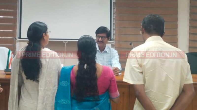 ഓരോ കാര്യാലയത്തിലെ രേഖകളും വിവരങ്ങളും ക്രമപ്പെടുത്തി പട്ടികതിരിച്ച് വെക്കണം; വിവരാവകാശ കമീഷണര് ഓരോ കാര്യാലയത്തിലെ രേഖകളും വിവരങ്ങളും ക്രമപ്പെടുത്തി പട്ടികതിരിച്ച് വെക്കണം; വിവരാവകാശ കമീഷണര്