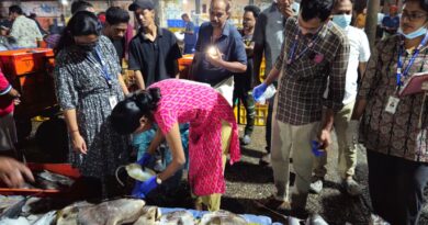 തട്ടുകടകളിലും ഹോട്ടലുകളിലും മിന്നല്‍ പരിശോധന; 40 സ്ഥാപനങ്ങള്‍ക്കെതിരെ നടപടി