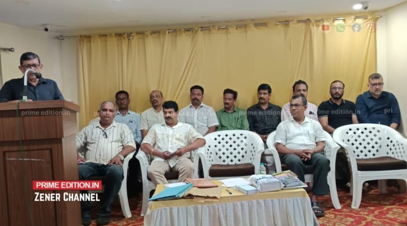 യു.പി.ഐ ഇടപാടുകള്‍ക്ക് എം.ഡി.ആര്‍ ചാര്‍ജ് ഏര്‍പ്പെടുത്താനുള്ള നീക്കത്തിനെതിരെയും അപ്രഖ്യാപിത വൈദ്യുതി തടസ്സത്തിനെതിരെയും കൊയിലാണ്ടിയിലെ വ്യാപാരികള്‍ പ്രതിഷേധത്തില്‍